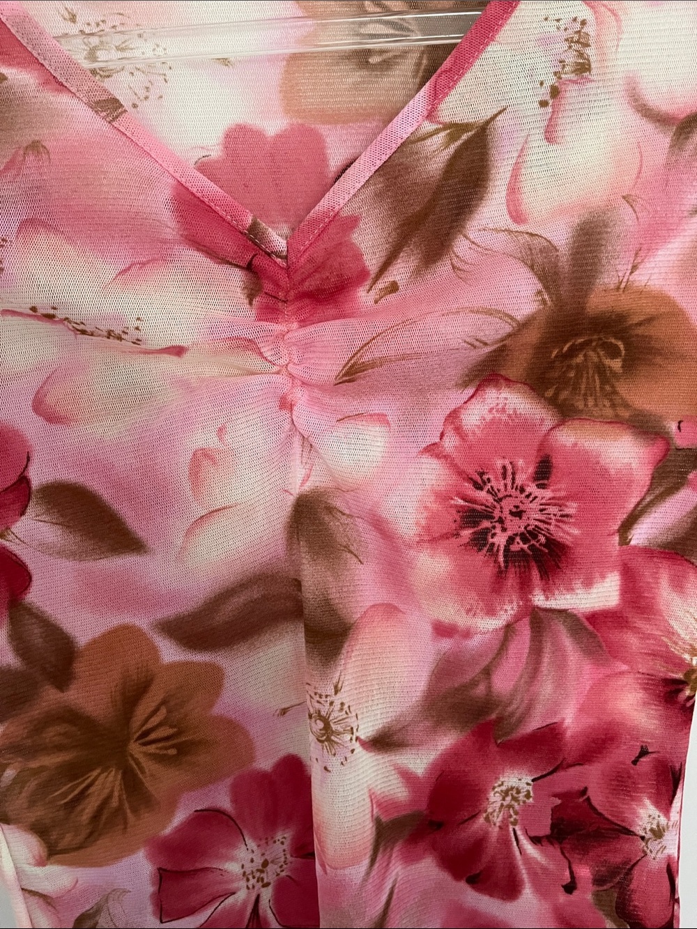 Wet Seal Pink Floral V-Neck Bell Sleeve Top - Picture 4 of 11